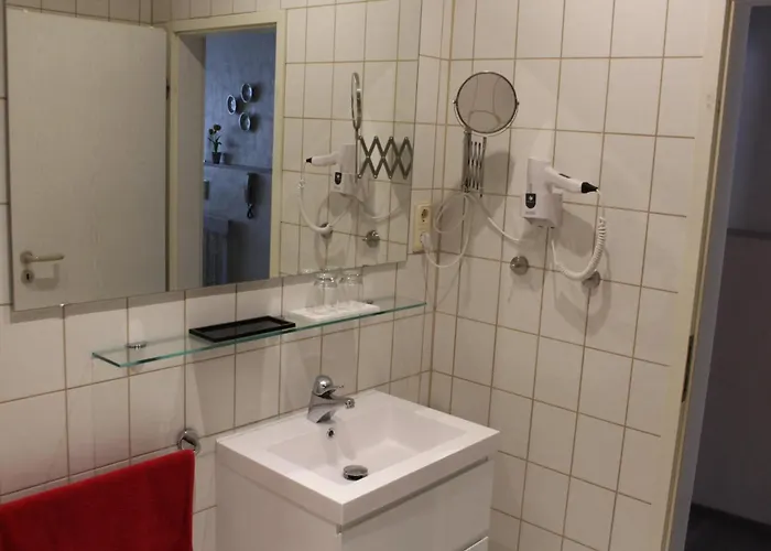 Weingut Gorges-reinhard Apartment *